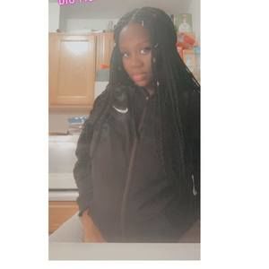 Meet your Posher, April